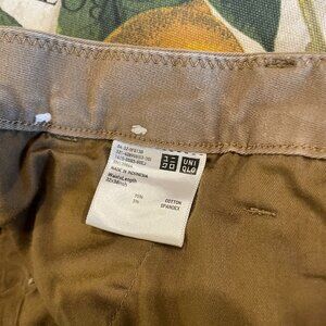 Men's Uniqlo Beige Khaki pants